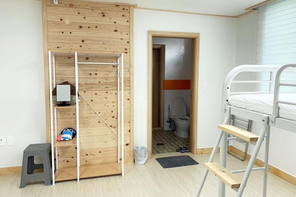 Jeju Guesthouse Togŭnnae Zewnętrze zdjęcie