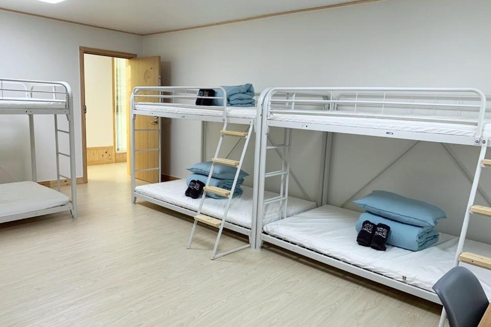 Jeju Guesthouse Togŭnnae Zewnętrze zdjęcie